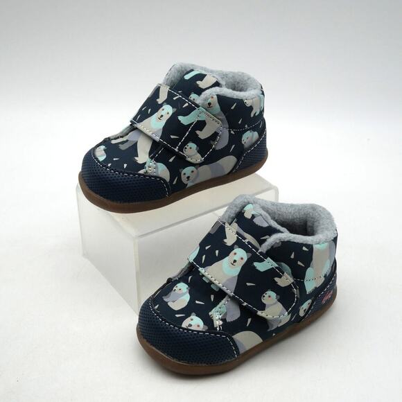 NEW See kai Run Casey Infant First Walker Polar Bear Booties Shoes Size 4 - Picture 1 of 8